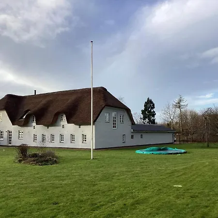 Semesterbostad 12 Person In Sonder Omme-by Traum *
